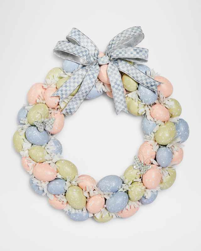 Cameo Egg 15" Wreath